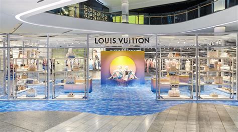 louis vuitton pacific fair opening hours|oroton pacific fair.